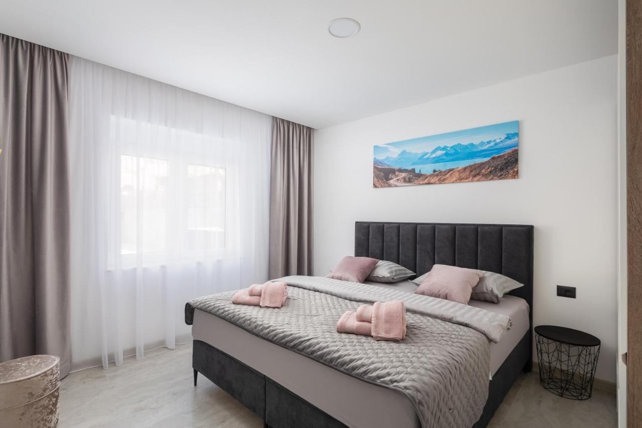 Luxury Apartment Lorena - Private Heated Pool - Jesenice  Ngoại thất bức ảnh