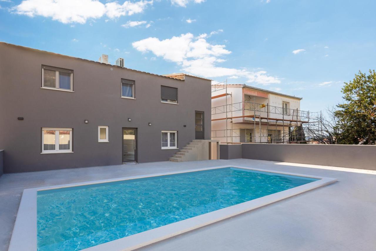 Luxury Apartment Lorena - Private Heated Pool - Jesenice  Ngoại thất bức ảnh