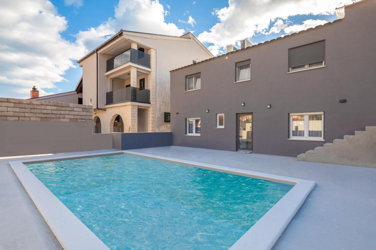 Luxury Apartment Lorena - Private Heated Pool - Jesenice  Ngoại thất bức ảnh