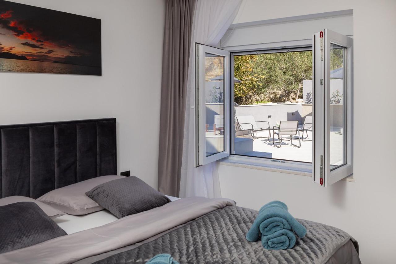 Luxury Apartment Lorena - Private Heated Pool - Jesenice  Ngoại thất bức ảnh