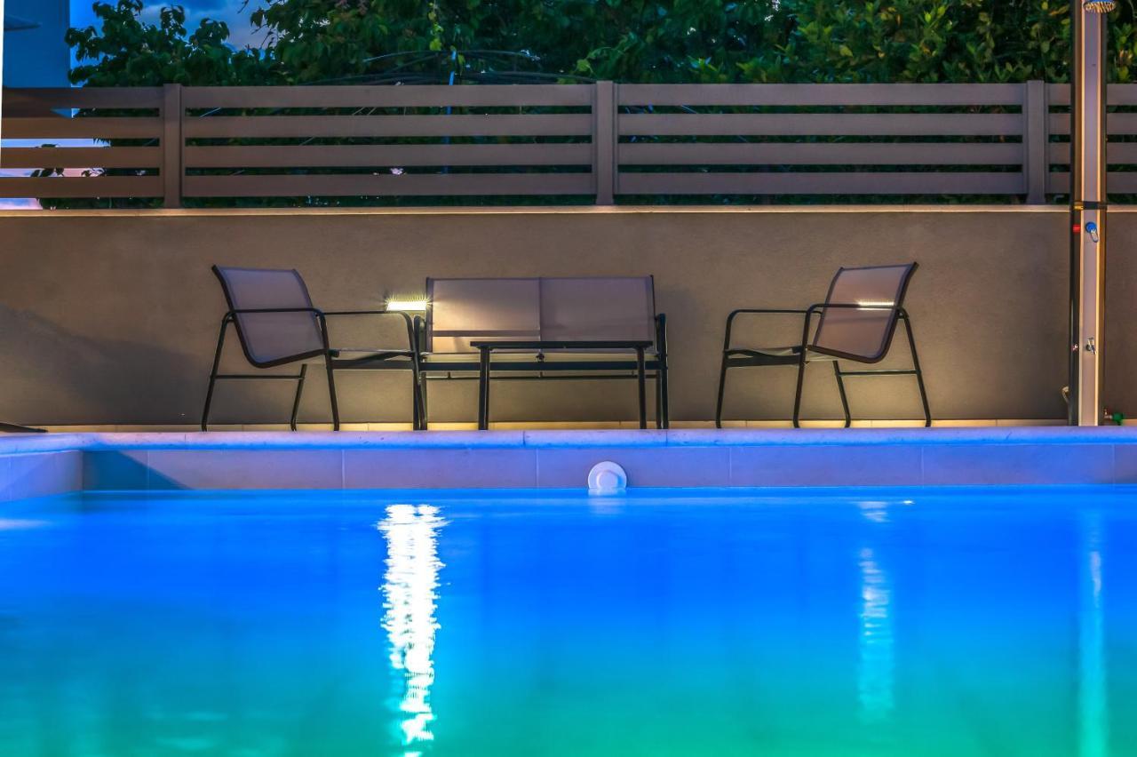 Luxury Apartment Lorena - Private Heated Pool - Jesenice  Ngoại thất bức ảnh