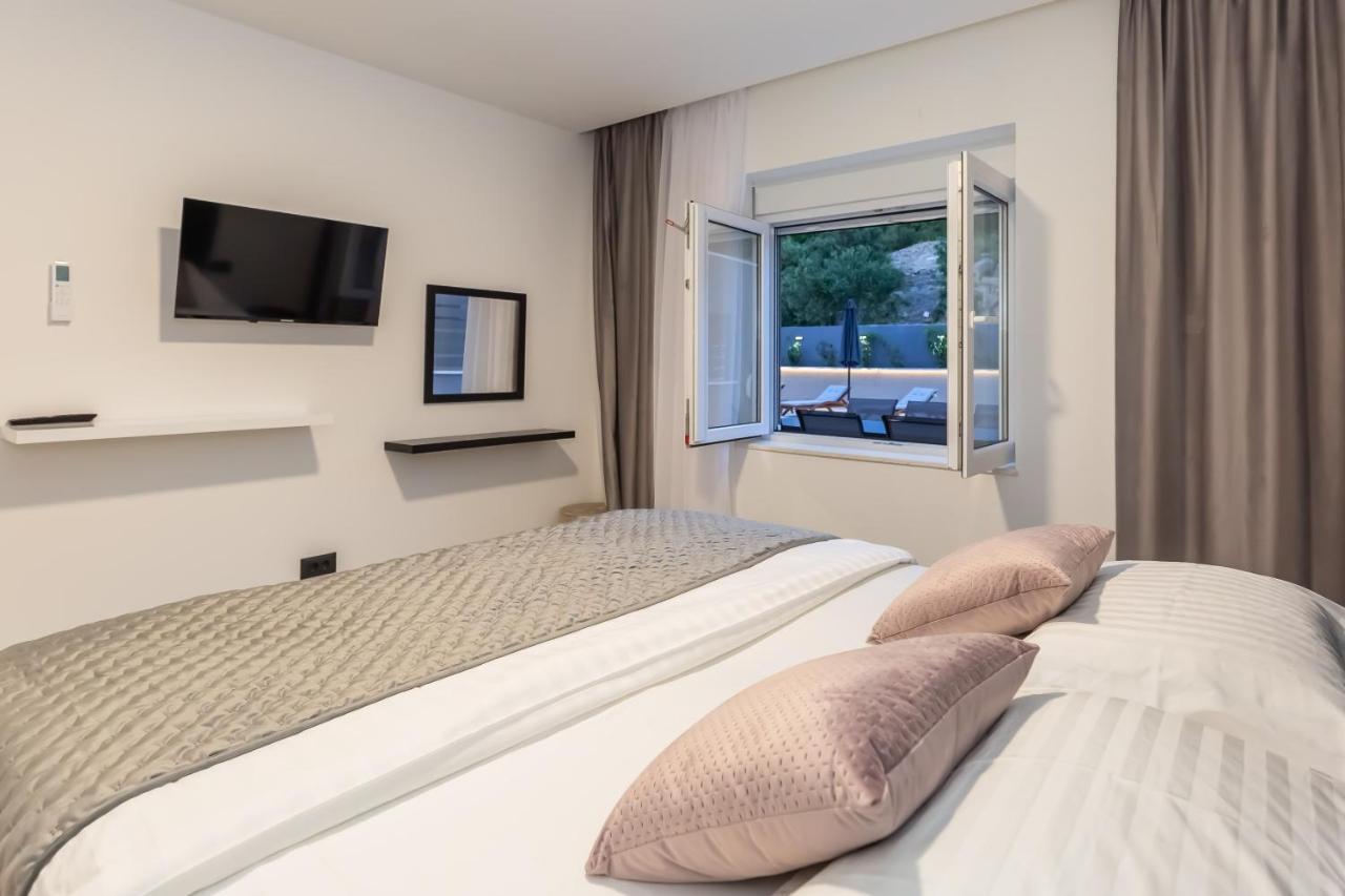 Luxury Apartment Lorena - Private Heated Pool - Jesenice  Ngoại thất bức ảnh