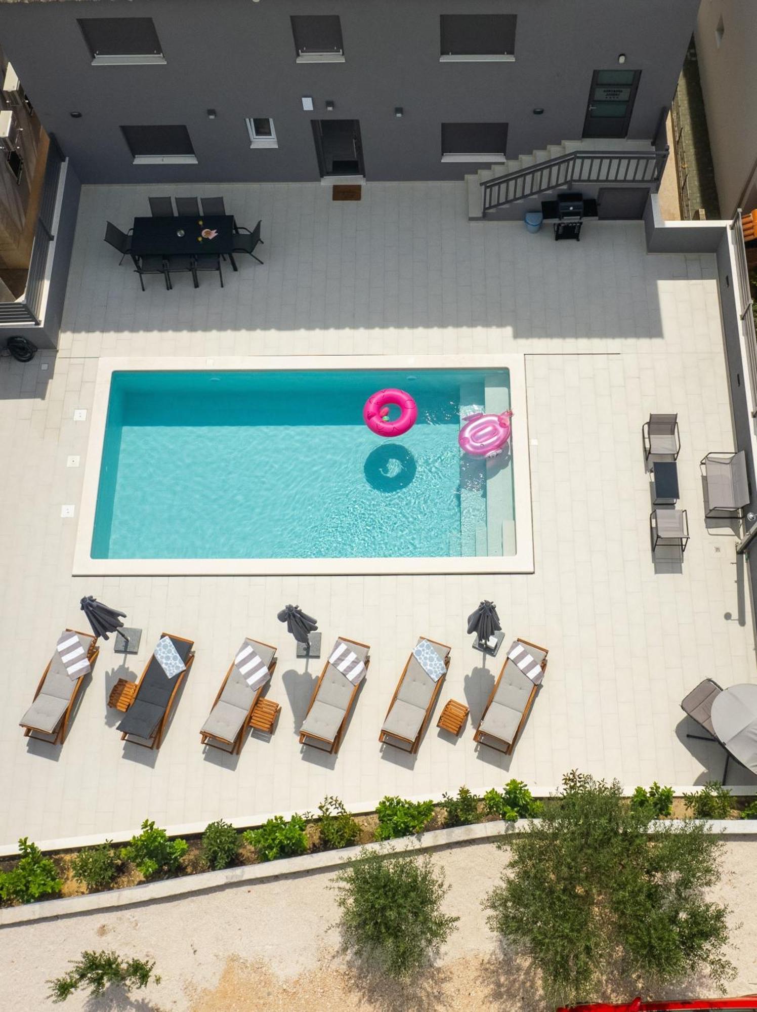Luxury Apartment Lorena - Private Heated Pool - Jesenice  Ngoại thất bức ảnh
